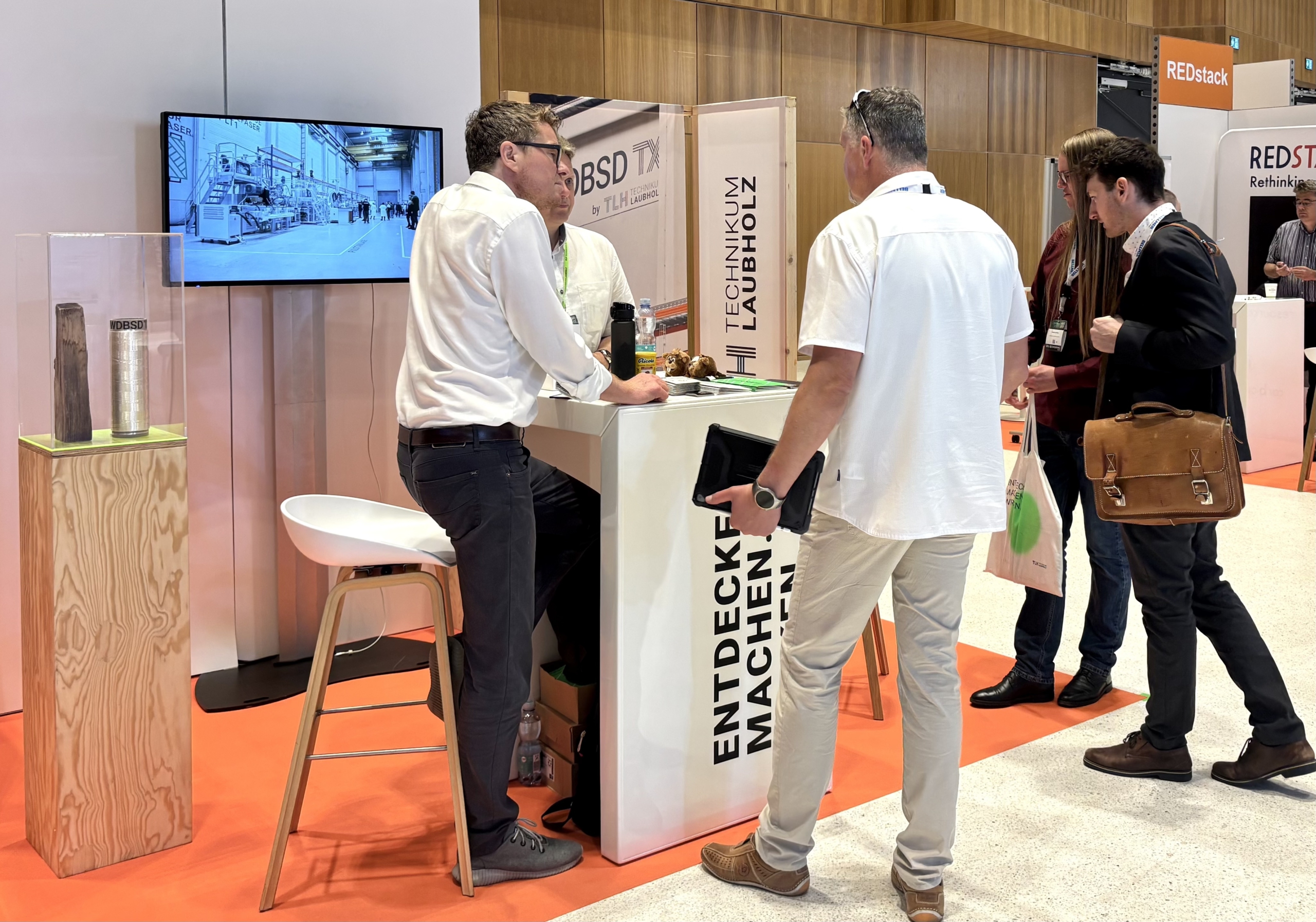 Technikum Laubholz auf der Zellcheming-Expo in Wiesbaden