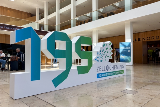 Eingangsbereich Messe Zellcheming Wiesbaden