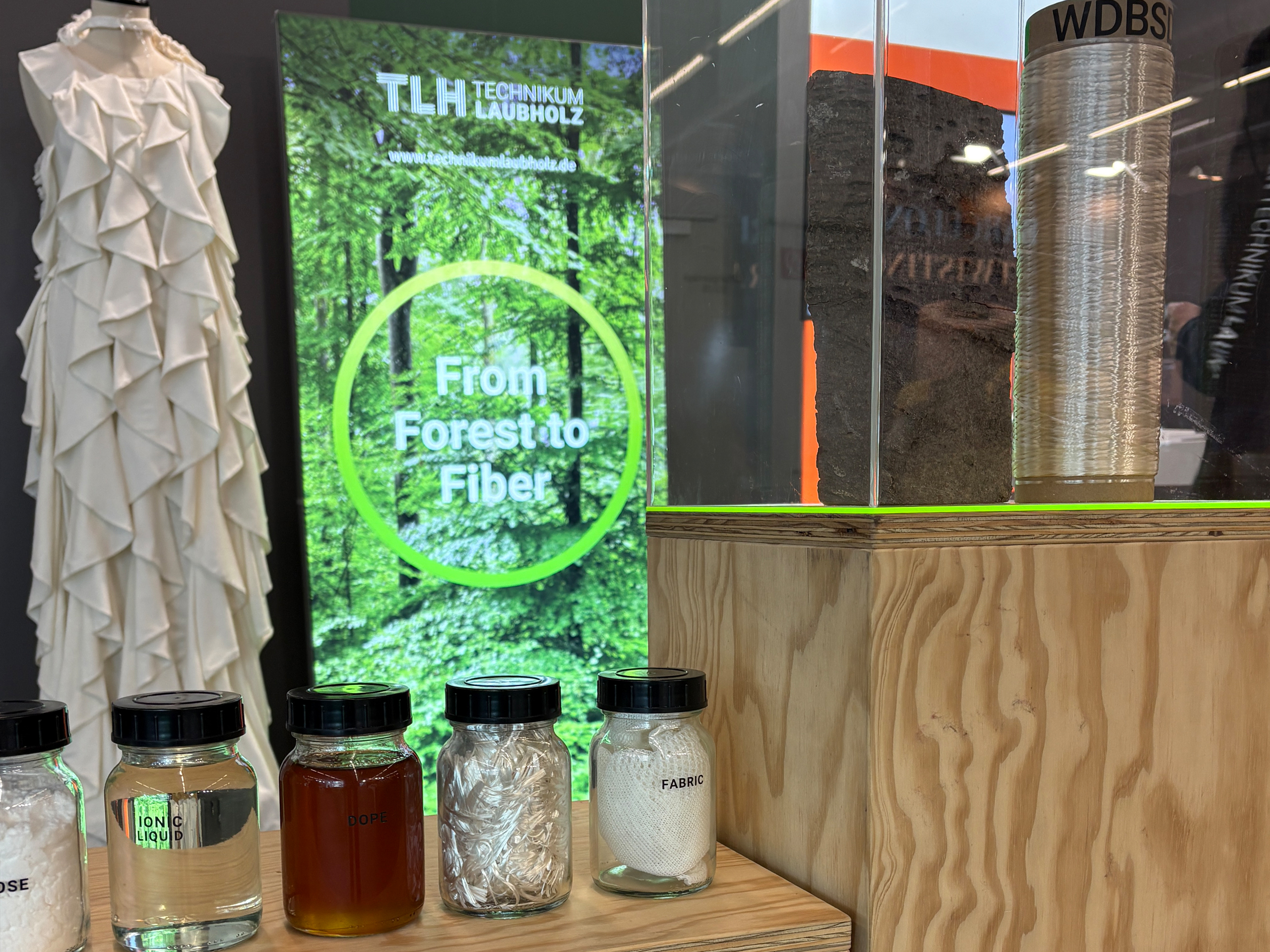 202604-TLH-Techtextil